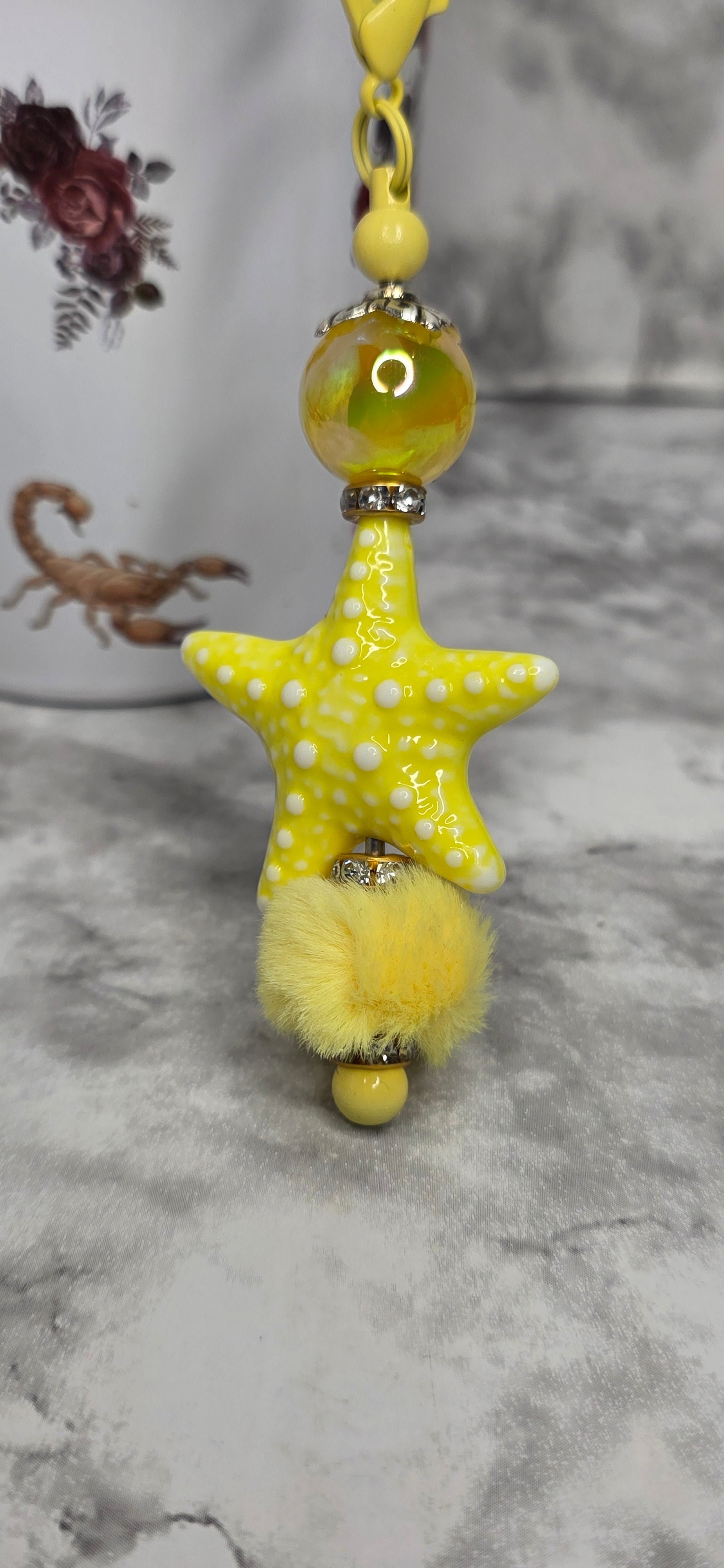 Sunny Starfish Beaded Keychain – Beach Vibes Accessory