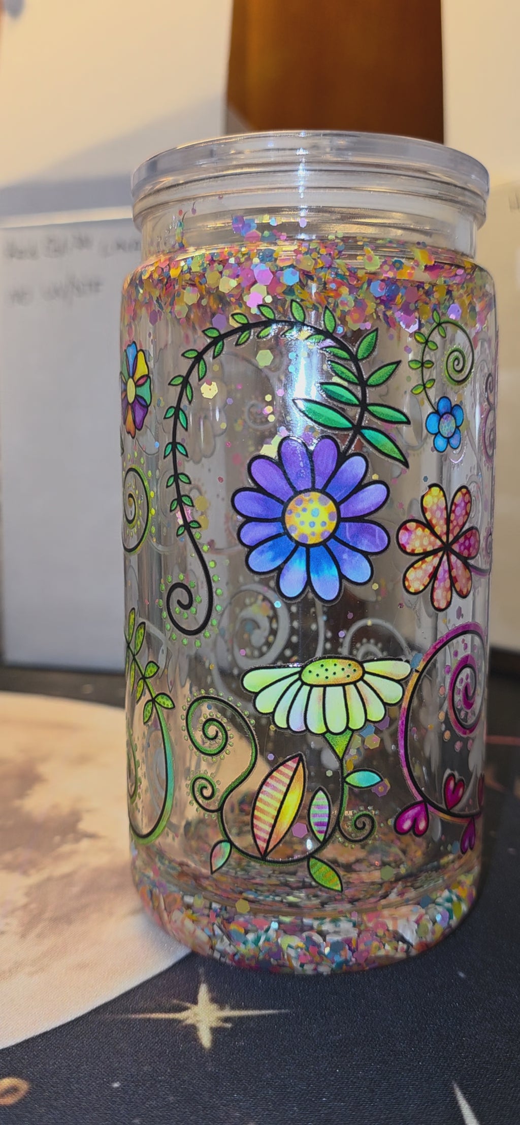 🌸✨ Floral Garden Glitter Tumbler