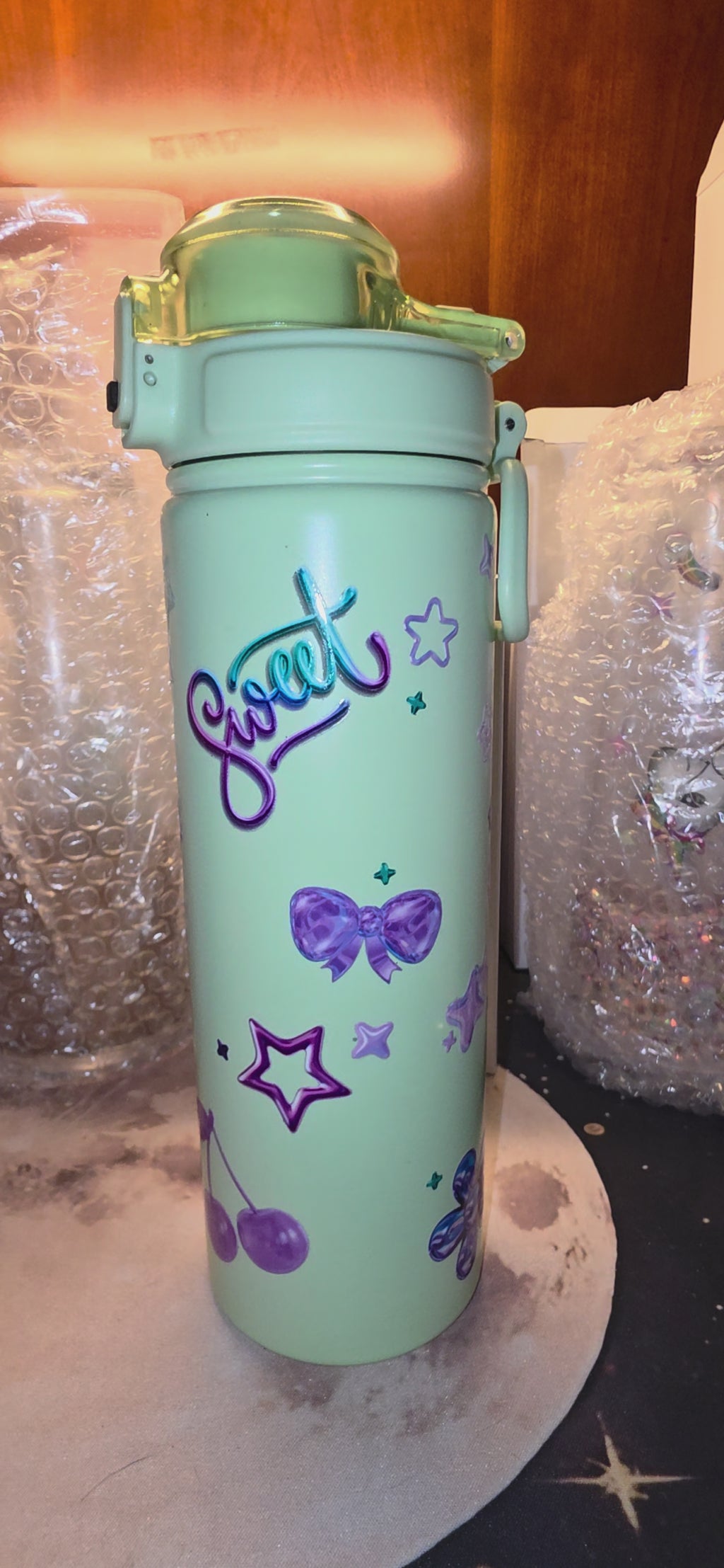 Sweet Mint Green Bow Bottle